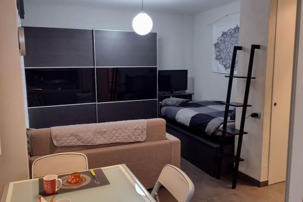 Appartamento Mama Monolocale Terrazzo Vista Mare Ventimiglia Bagian luar foto