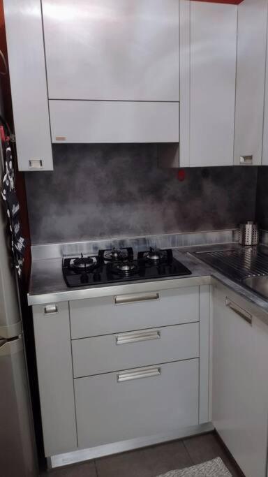 Appartamento Mama Monolocale Terrazzo Vista Mare Ventimiglia Bagian luar foto