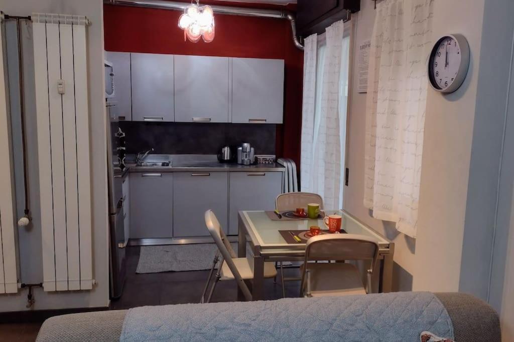 Appartamento Mama Monolocale Terrazzo Vista Mare Ventimiglia Bagian luar foto
